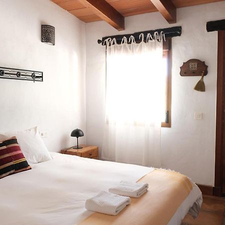 The Wild Olive Andalucia Palma Guestroom 卡萨雷斯 外观 照片